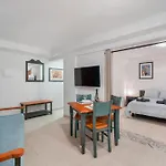Apartment Flores 1d *