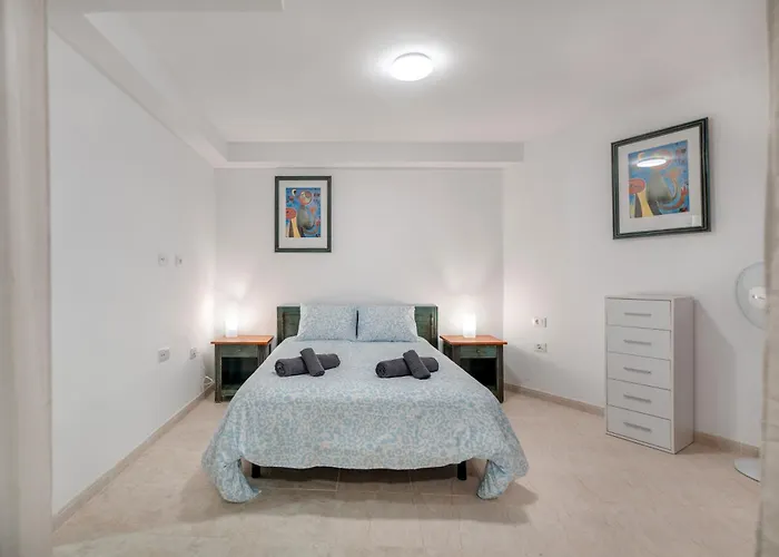 Flores 1d Apartment *